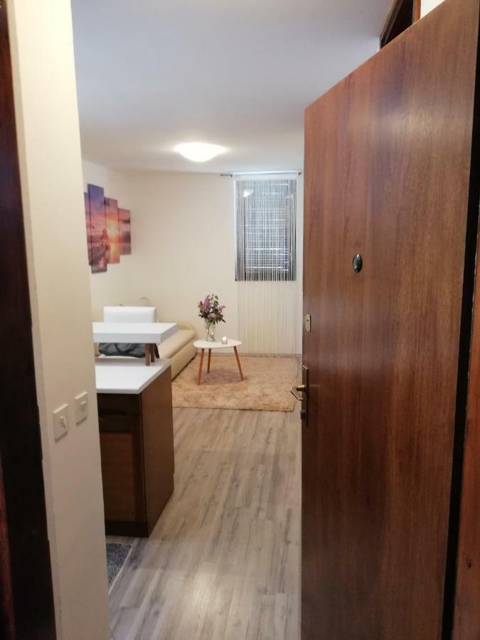 Nokturno Apartment, Self Check-In Porec Exterior photo